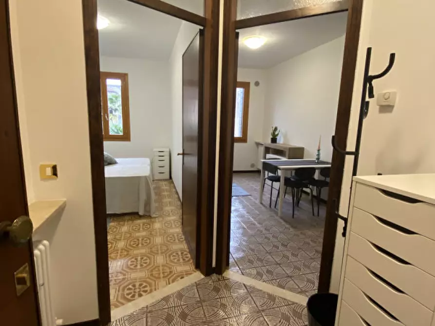 Immagine 4 di Appartamento in affitto  in Via del Santo a Padova