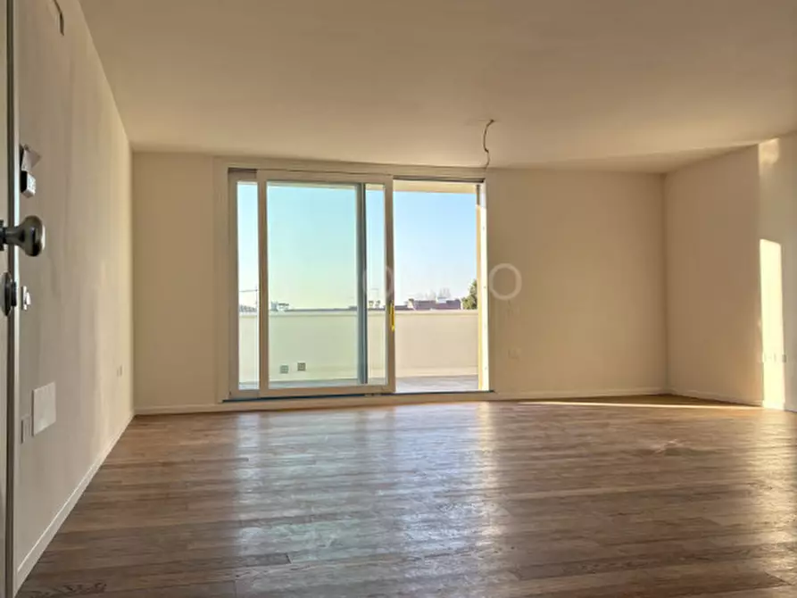 Immagine 3 di Appartamento in vendita  in Via Fiume a Selvazzano Dentro