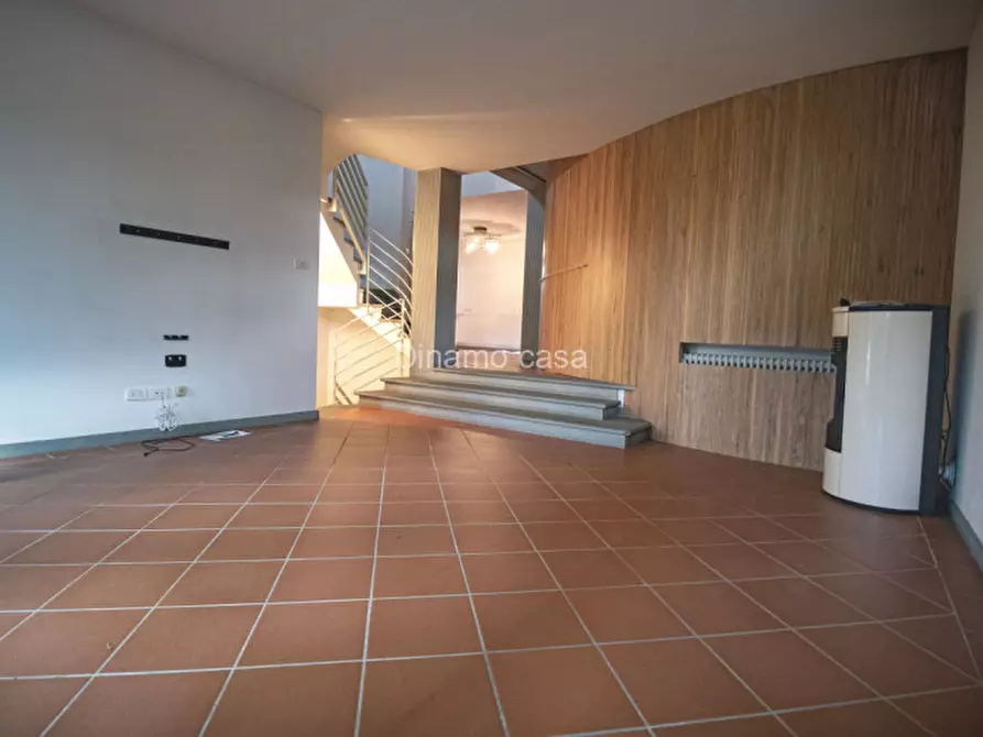 Immagine 5 di Villa in vendita  in Via Ugo Foscolo a Poggio A Caiano