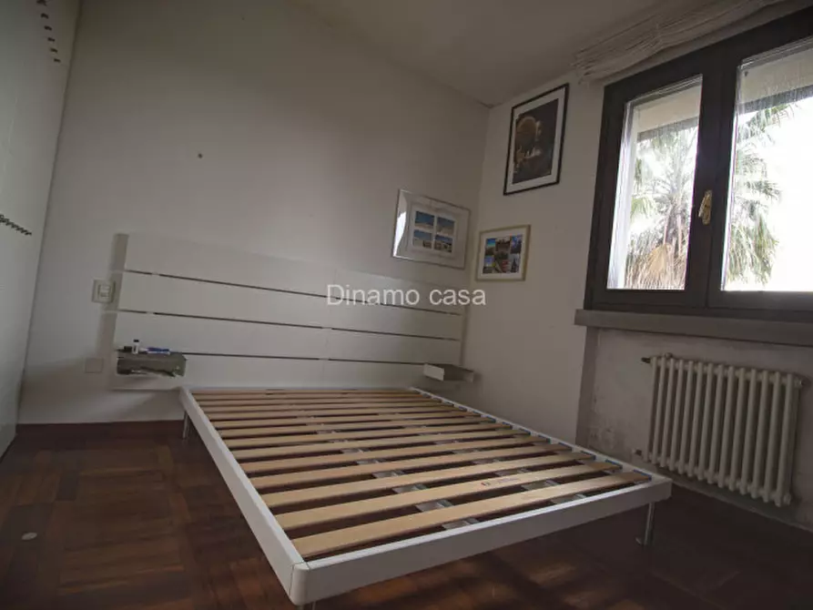 Immagine 11 di Villa in vendita  in Via Ugo Foscolo a Poggio A Caiano