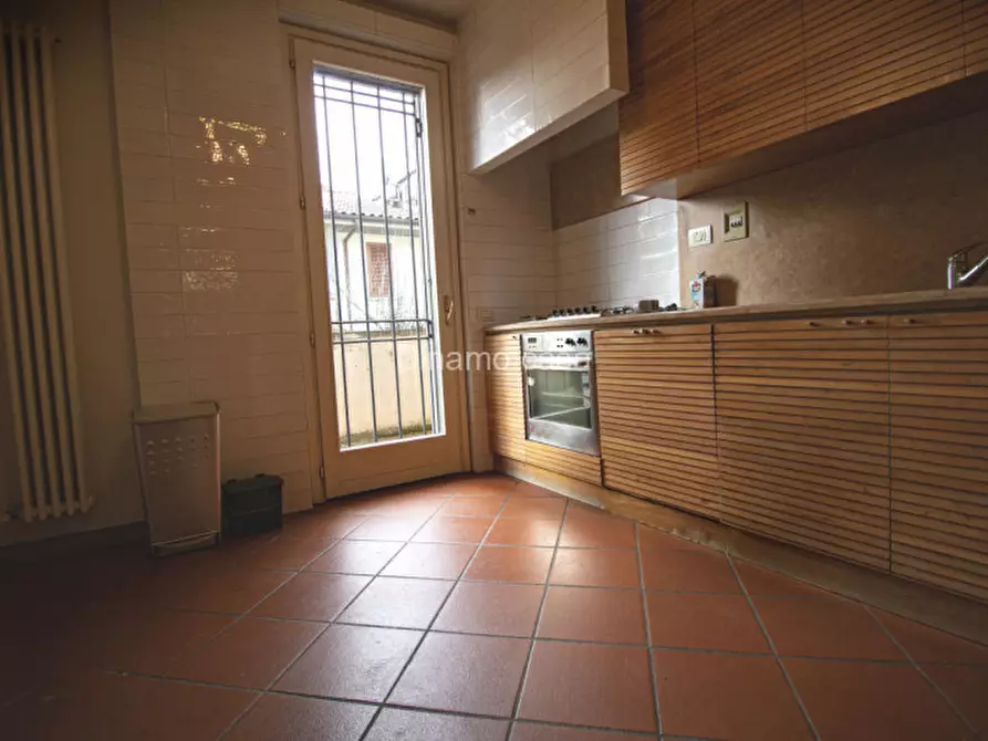 Immagine 27 di Villa in vendita  in Via Ugo Foscolo a Poggio A Caiano