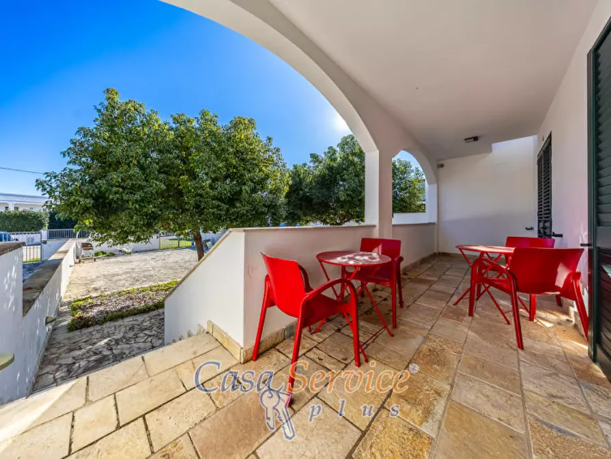 Immagine 4 di Casa indipendente in vendita  in Via Ischia a Taviano