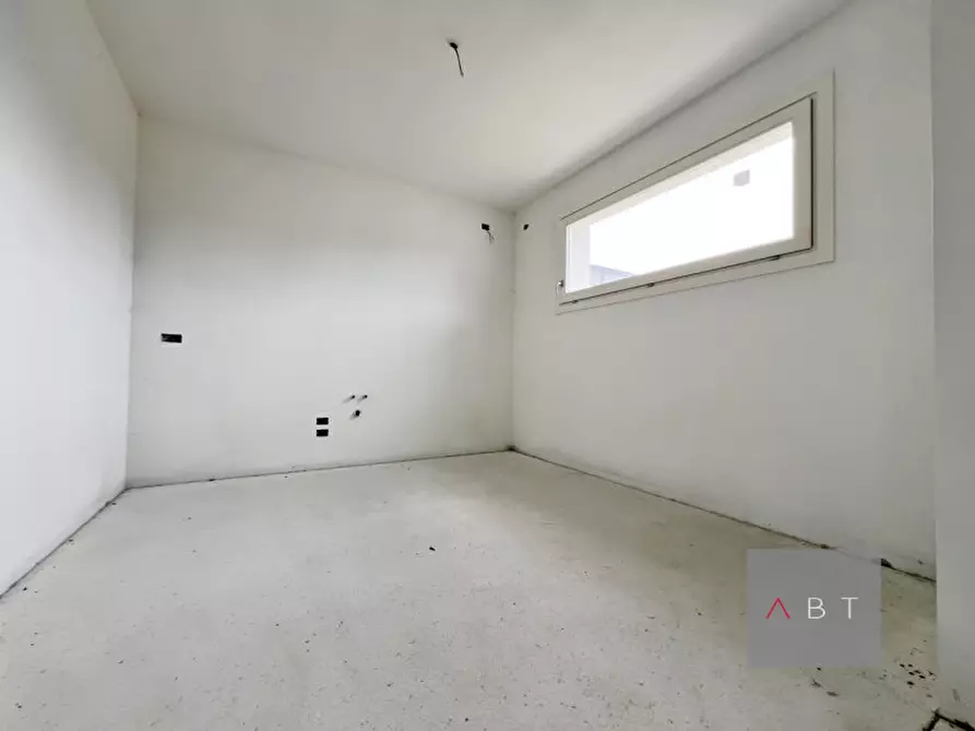 Immagine 3 di Casa bifamiliare in vendita  a Loreggia