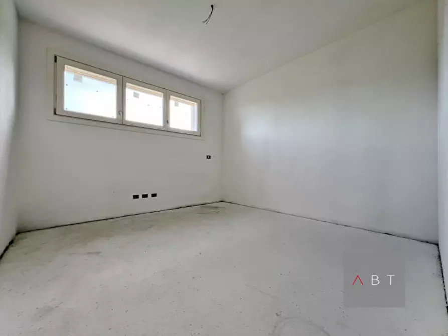 Immagine 7 di Casa bifamiliare in vendita  a Loreggia