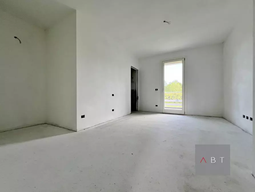 Immagine 9 di Casa bifamiliare in vendita  a Loreggia