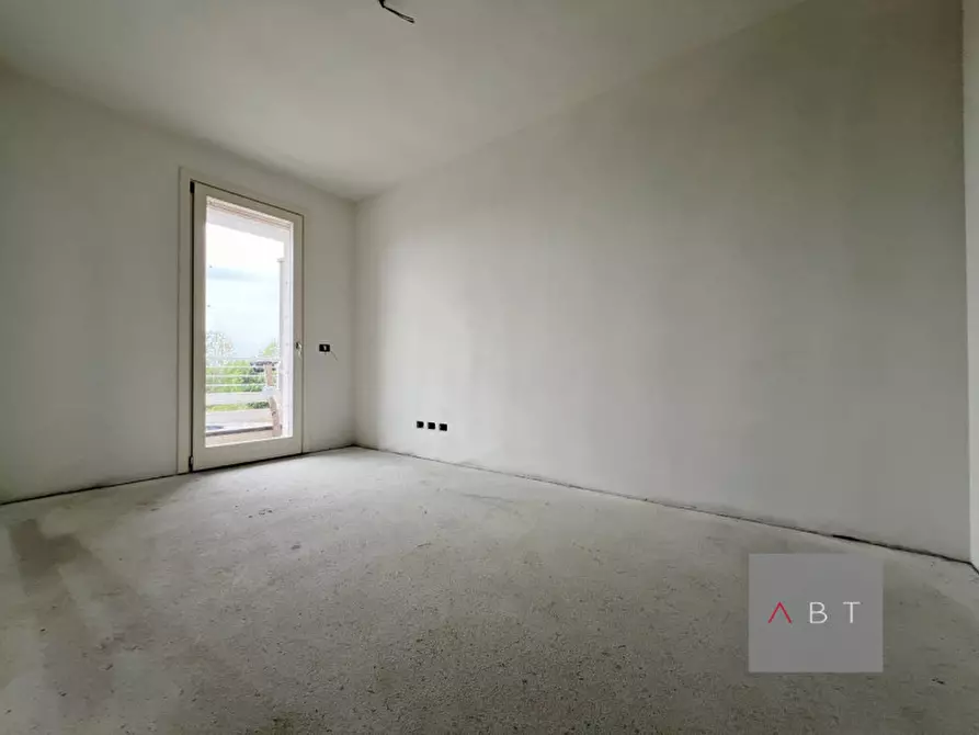 Immagine 11 di Casa bifamiliare in vendita  a Loreggia