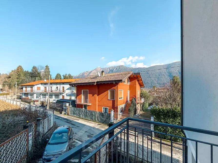 Immagine 22 di Appartamento in vendita  in via fucine 4 a Omegna