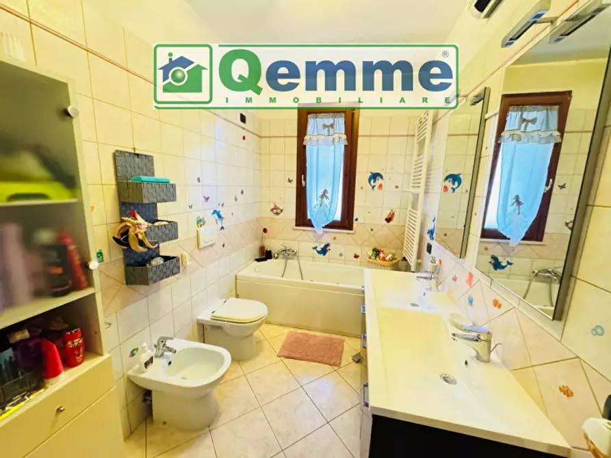 Immagine 16 di Appartamento in vendita  in Via Sardegna a San Cesario Di Lecce