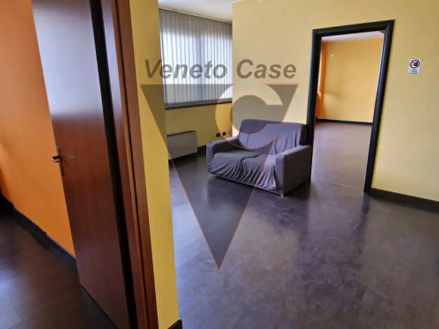 Immagine 1 di Ufficio in vendita  in Via lisbona 10 a Padova