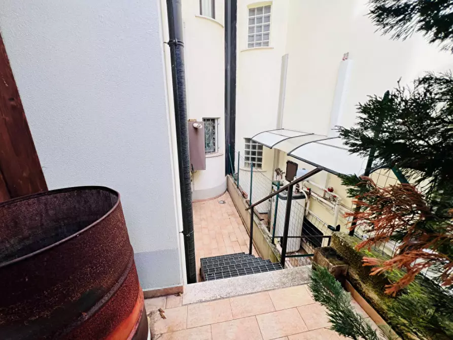 Immagine 15 di Villa in vendita  in Contrada Mazzotta snc a Pizzo