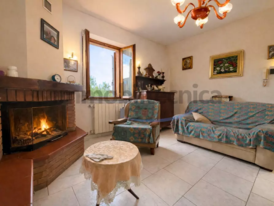 Immagine 1 di Casa indipendente in vendita  in San Polo a Arezzo