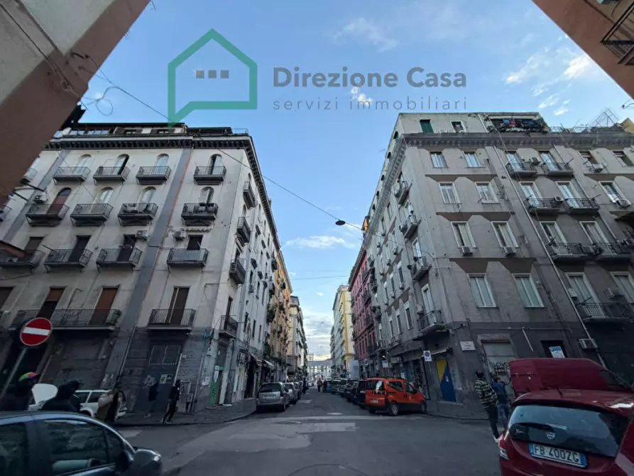 Immagine 4 di Appartamento in vendita  in ADIACENTE CORSO NOVARA a Napoli
