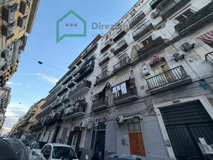 Immagine 12 di Appartamento in vendita  in ADIACENTE CORSO NOVARA a Napoli