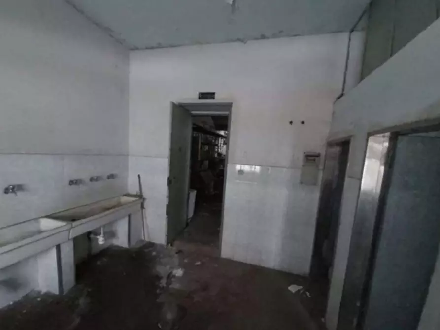 Immagine 7 di Capannone industriale in vendita  in Via Croce Rossa, 19-21, 98124 Messina ME, Italia a Messina