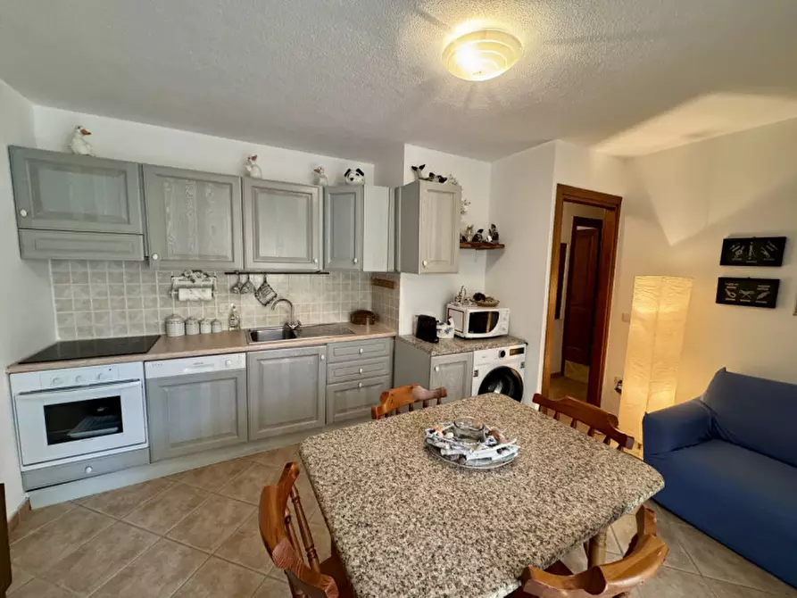 Immagine 6 di Appartamento in vendita  in via tiscali a Posada