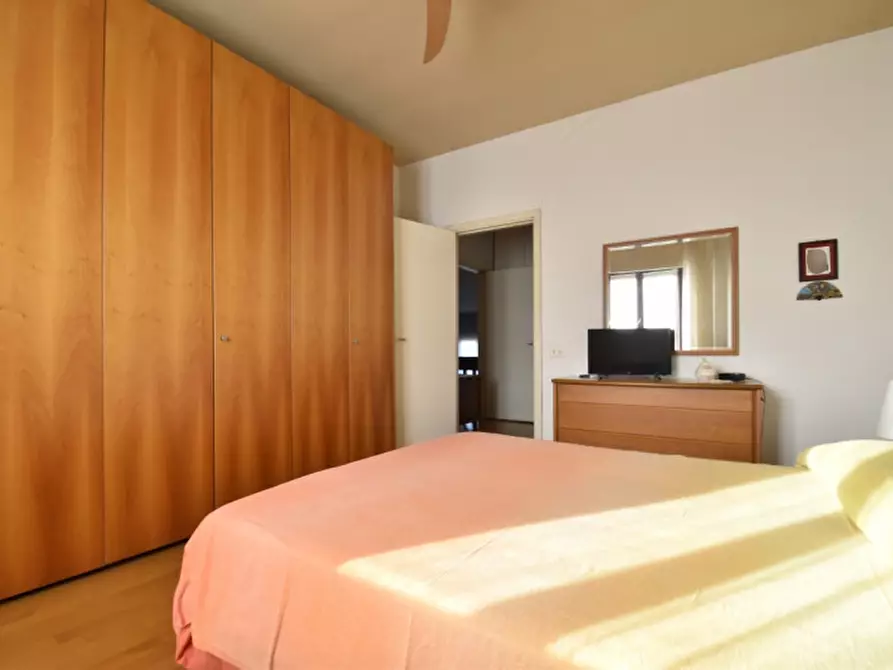 Immagine 22 di Villa in vendita  in Via Magenta 1 a Bussolengo