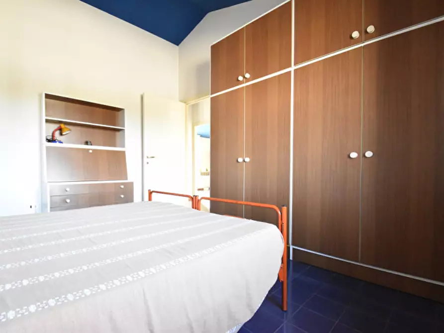 Immagine 29 di Villa in vendita  in Via Magenta 1 a Bussolengo