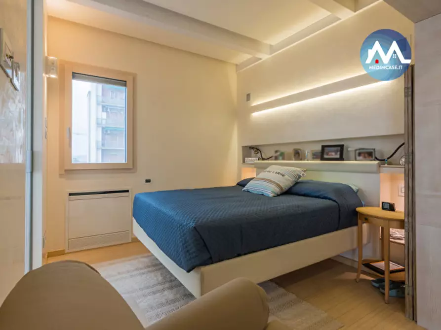 Immagine 13 di Appartamento in vendita  in via postumo a Pesaro