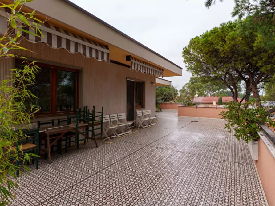 Immagine 5 di Appartamento in vendita  in Viale della Riviera a Pescara