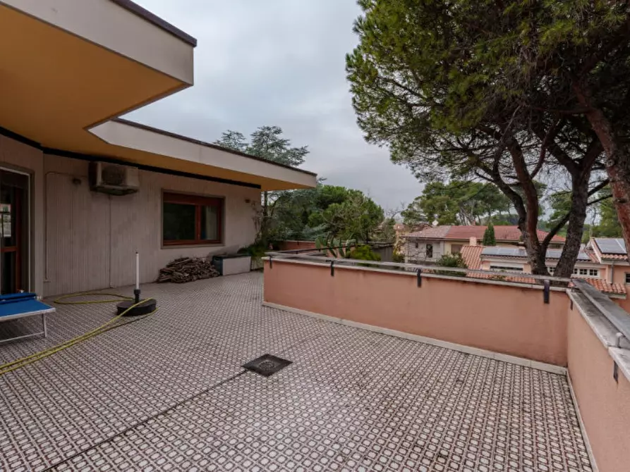 Immagine 6 di Appartamento in vendita  in Viale della Riviera a Pescara