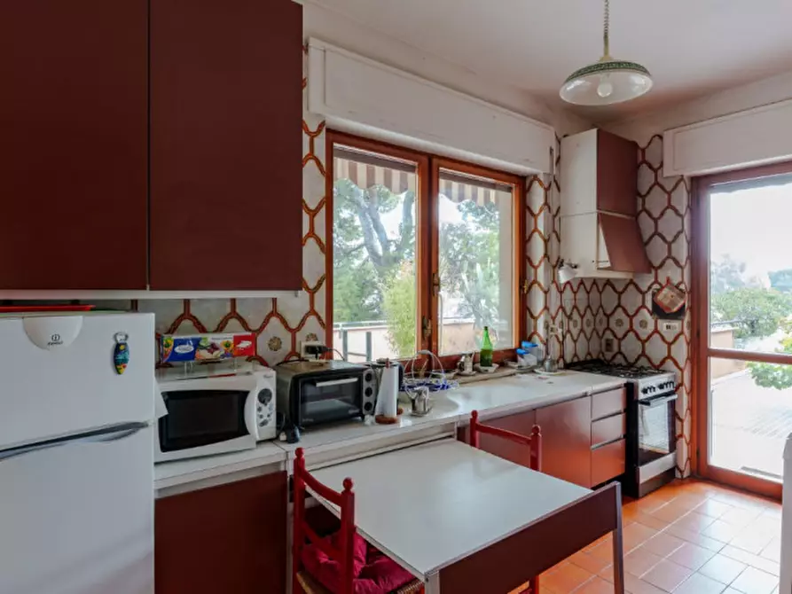 Immagine 19 di Appartamento in vendita  in Viale della Riviera a Pescara