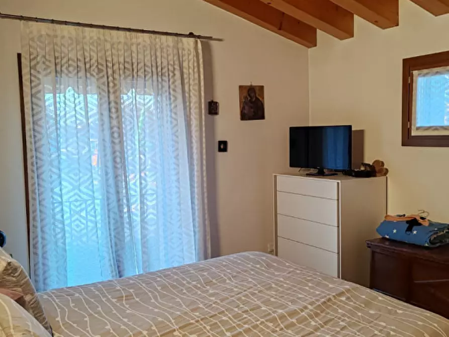 Immagine 13 di Casa bifamiliare in vendita  in Via Giovanni Boccaccio a Cordenons