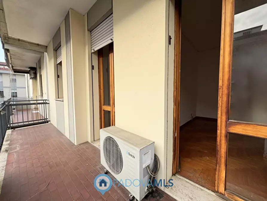 Immagine 16 di Appartamento in vendita  in Via Sant'Osvaldo n. 97 a Padova