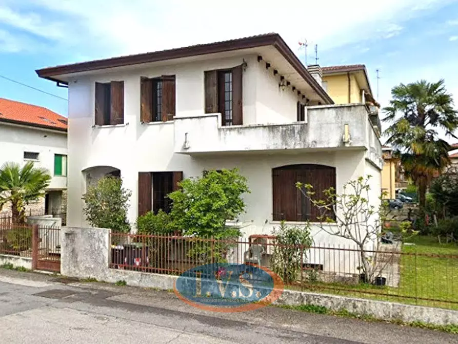 Immagine 2 di Casa indipendente in vendita  in Via Dardanelli a Padova