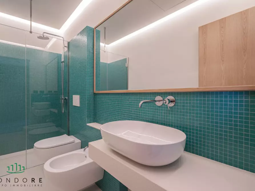 Immagine 8 di Appartamento in affitto  in via Pescherie Vecchie a Bologna