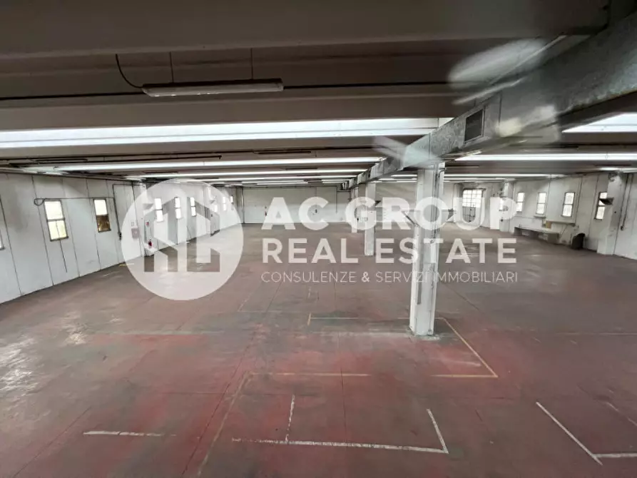 Immagine 3 di Capannone industriale in affitto  in Viale Lombardia a Saronno