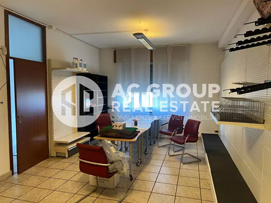 Immagine 9 di Capannone industriale in affitto  in Viale Lombardia a Saronno