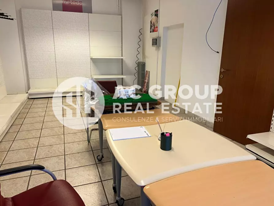 Immagine 10 di Capannone industriale in affitto  in Viale Lombardia a Saronno