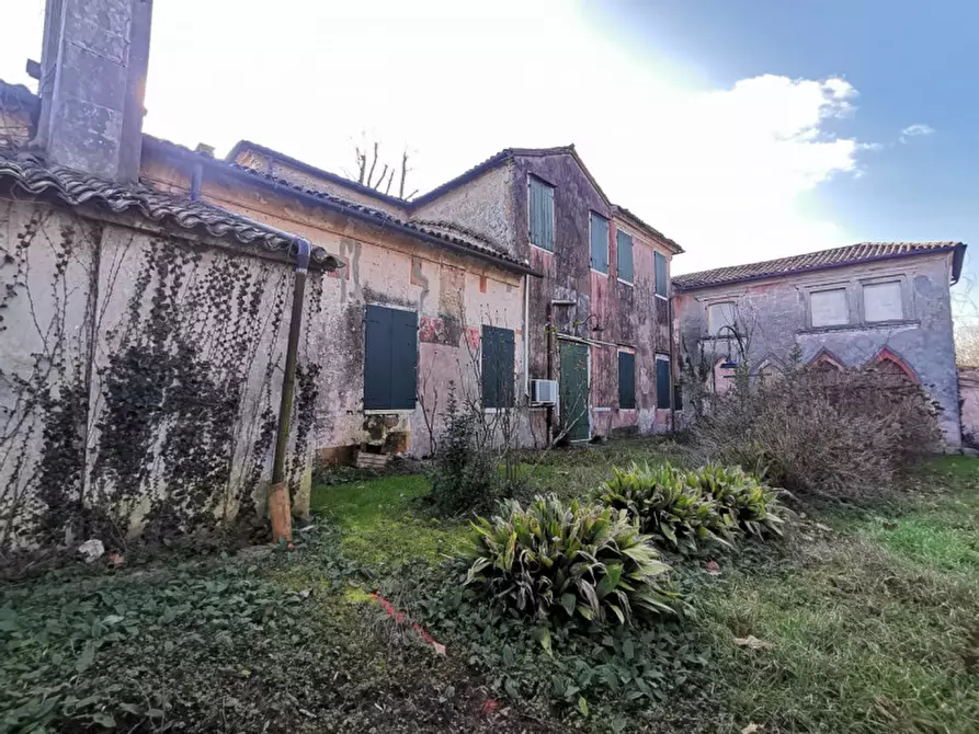 Immagine 6 di Villa in vendita  in via Papa Giovanni XXIII a Mira