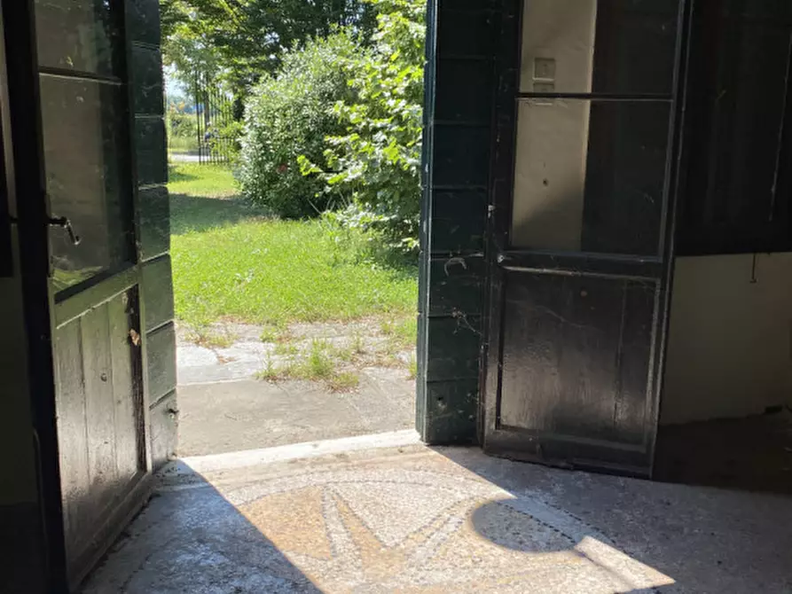 Immagine 10 di Villa in vendita  in via Papa Giovanni XXIII a Mira