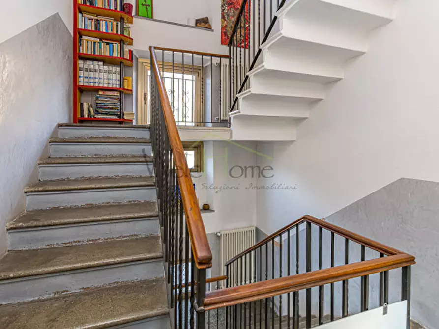 Immagine 20 di Villa in vendita  a Como