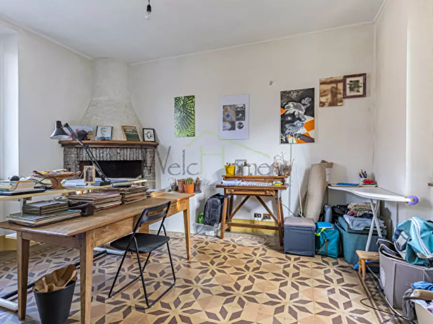 Immagine 22 di Villa in vendita  a Como