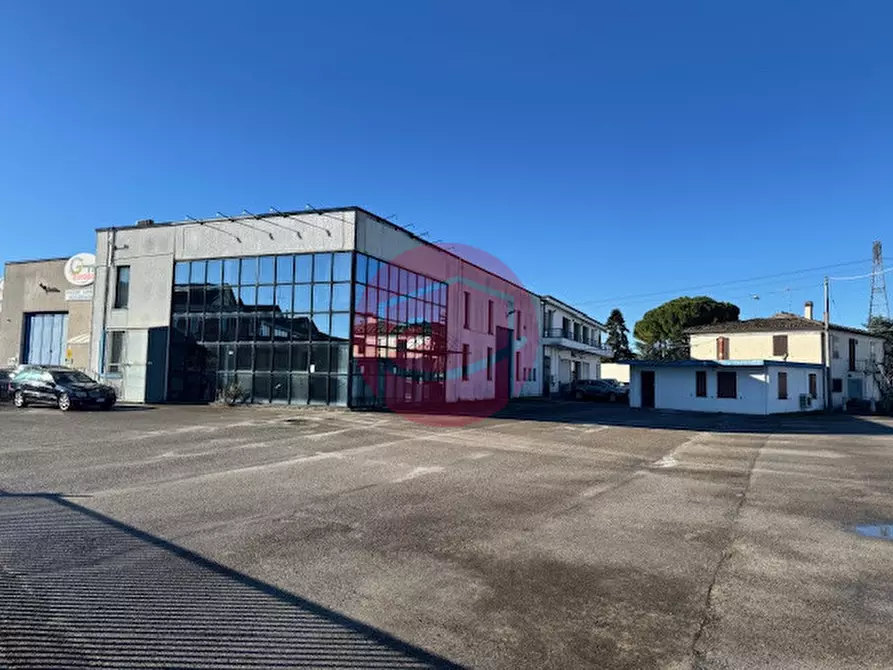 Immagine 5 di Capannone industriale in affitto  a Santarcangelo Di Romagna