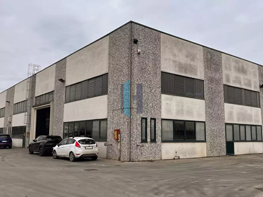 Immagine 2 di Capannone industriale in vendita  in VIA DELL'INDUSTRIA a Asola