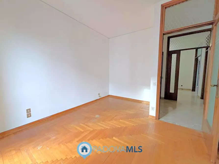 Immagine 15 di Appartamento in vendita  in Via Sant'Osvaldo a Padova