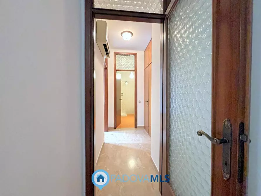 Immagine 17 di Appartamento in vendita  in Via Sant'Osvaldo a Padova