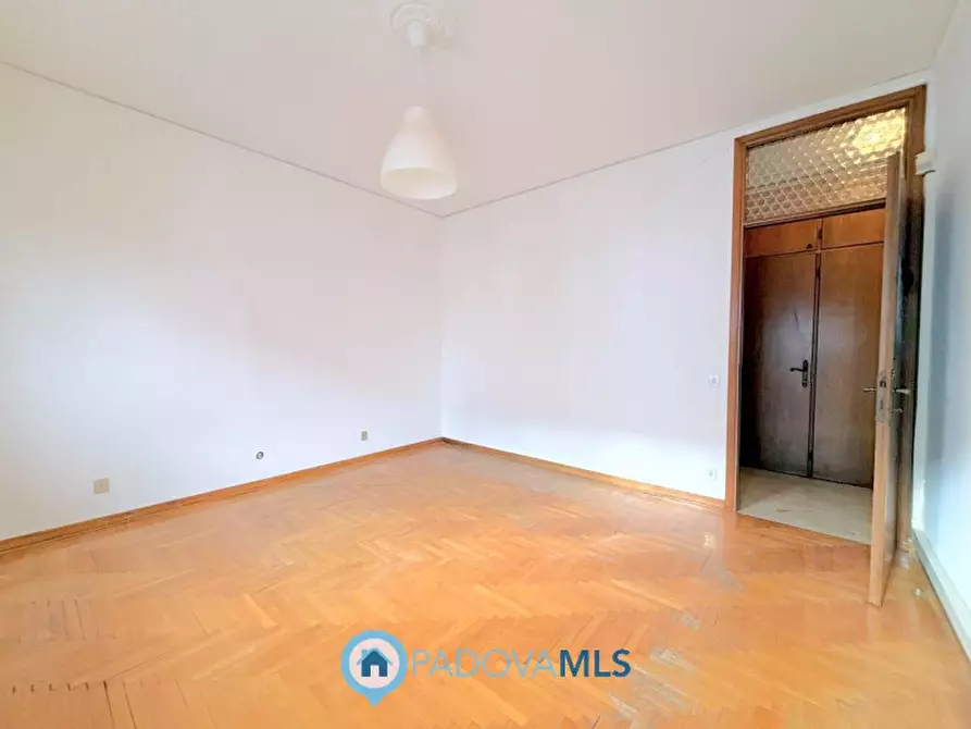 Immagine 19 di Appartamento in vendita  in Via Sant'Osvaldo a Padova