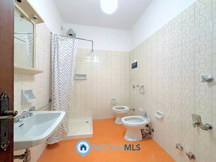 Immagine 21 di Appartamento in vendita  in Via Sant'Osvaldo a Padova