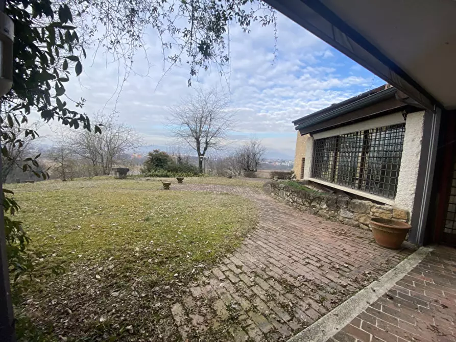 Immagine 2 di Villa in vendita  in Via Casarsa a Vicenza