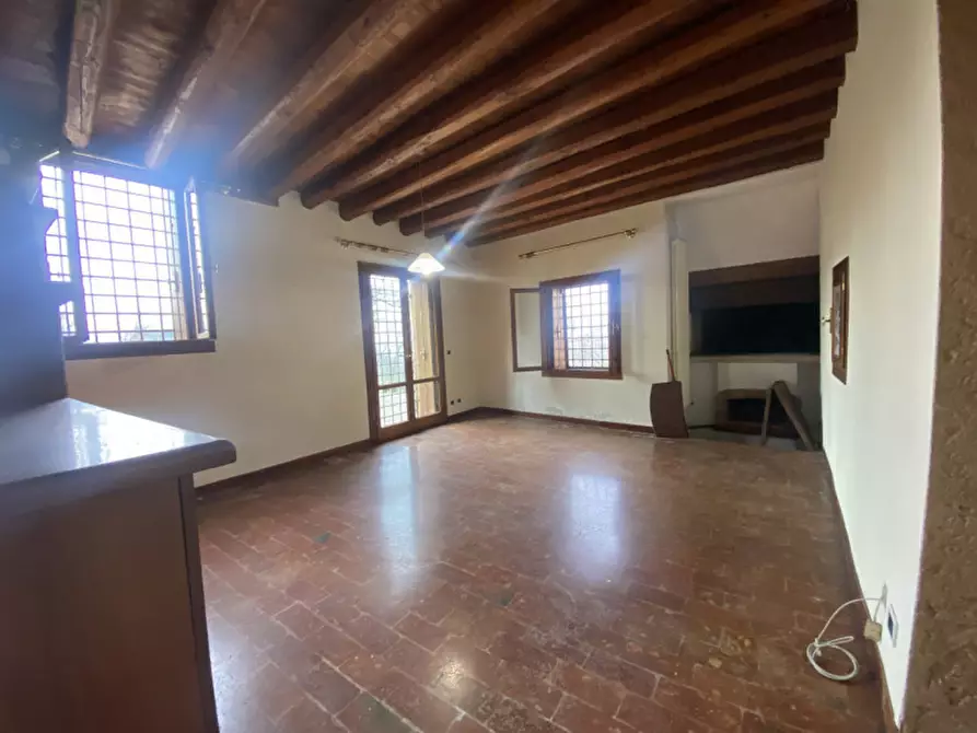 Immagine 10 di Villa in vendita  in Via Casarsa a Vicenza