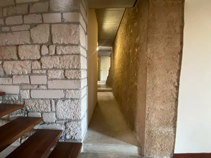 Immagine 22 di Villa in vendita  in Via Casarsa a Vicenza