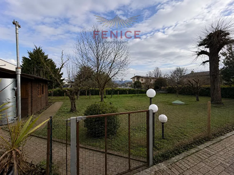 Immagine 37 di Casa indipendente in vendita  in Via Papa Luciani 5 a Sernaglia Della Battaglia