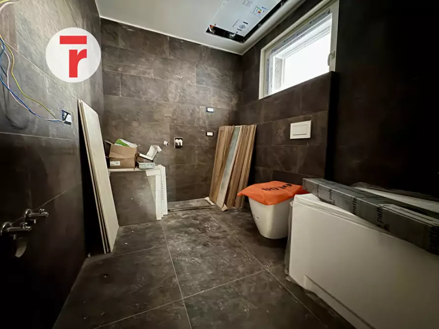 Immagine 11 di Casa bifamiliare in vendita  in via scapacchiò a Selvazzano Dentro