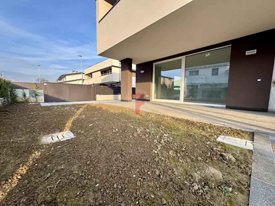 Immagine 19 di Casa bifamiliare in vendita  in via scapacchiò a Selvazzano Dentro