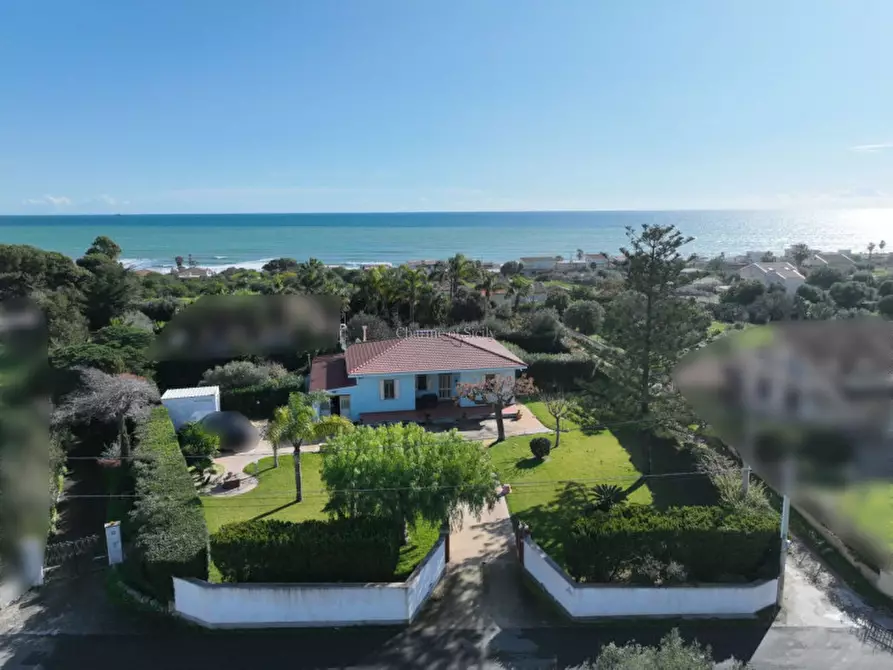 Immagine 1 di Casa indipendente in vendita  in Contrada Fargione a Modica