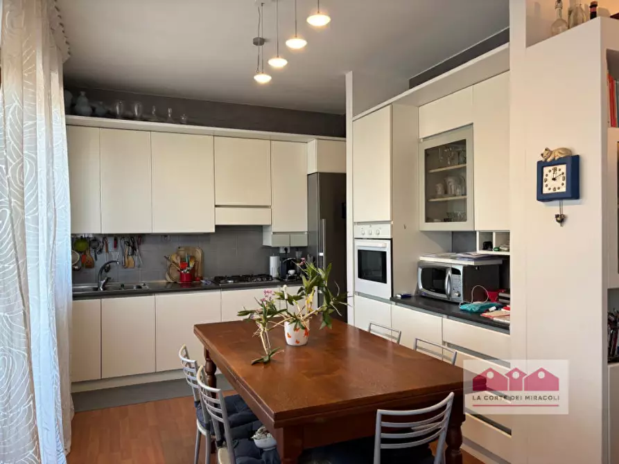 Immagine 6 di Appartamento in vendita  in Via Claudio Monteverdi a Costabissara